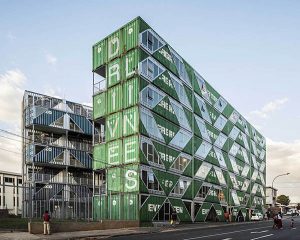 Жилищна сграда от корабни контейнери в Йоханесбург © www.lot-ek.com