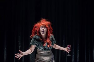 Веселина Михалкова в "Телефонът на мъртвеца" Полина Недкова в "Телефонът на мъртвеца" Симеон Лютаков и Пламен Димитров в "Едноокият цар" © Тони Перец