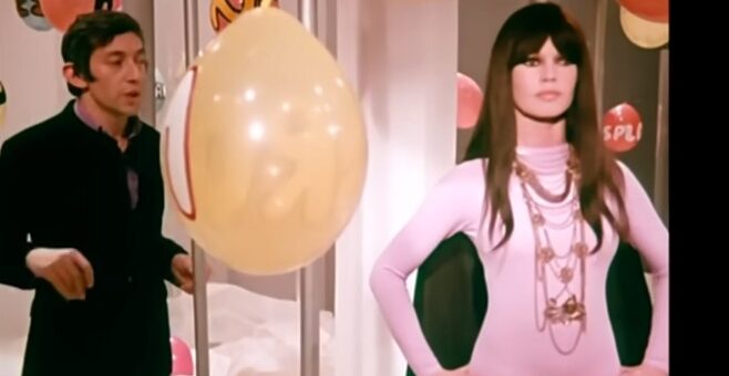 „Comic strip“ - YouTube снимка на екрана.