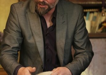 Здравко Минчев, майстор на плъсти и на коктейли. Снимка: © Личен архив
