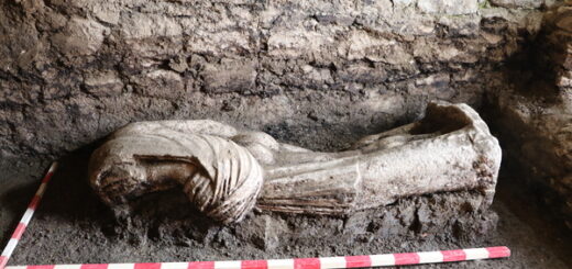 Мраморна статуя от Хераклея Синтика. Снимка: © Archaelogia Bulgarica
